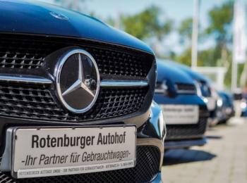 Mercedes vorn vorne