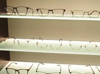 Brillengestelle in der Auslage